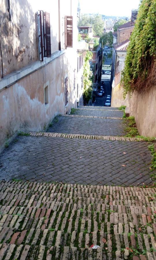 Апартаменты Le Scale Di Roma Экстерьер фото